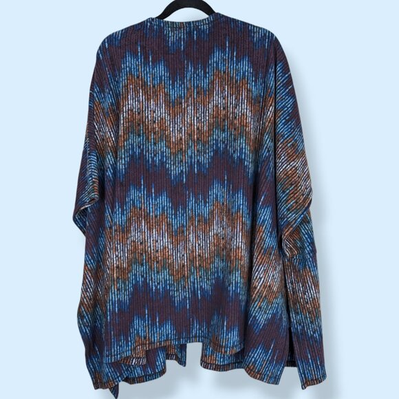 Cuddl Duds Colourful Fleecewear Blanket Poncho - Picture 7 of 9